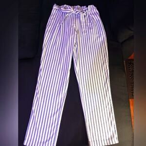 DO+BE Striped cotton cropped high rise paper bag waist pant. Size S